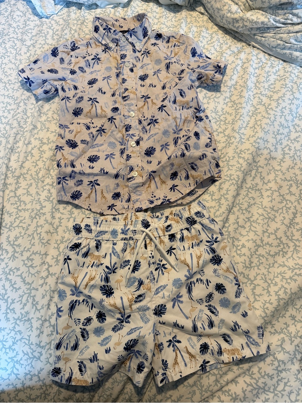 Janie and Jack Blue and Cream Tropical Short Pajama Set
